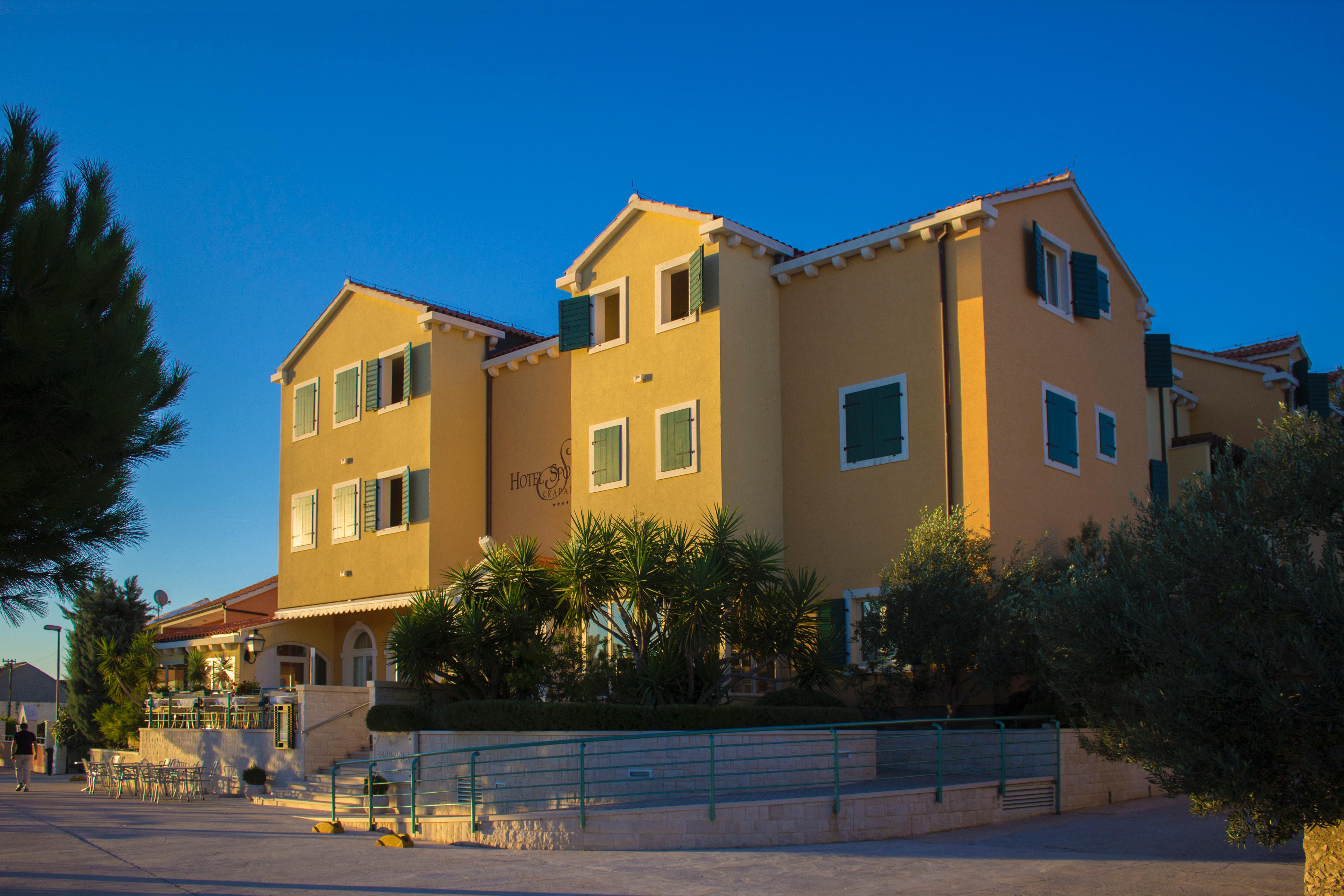 Hotel Spongiola Krapanj Esterno foto