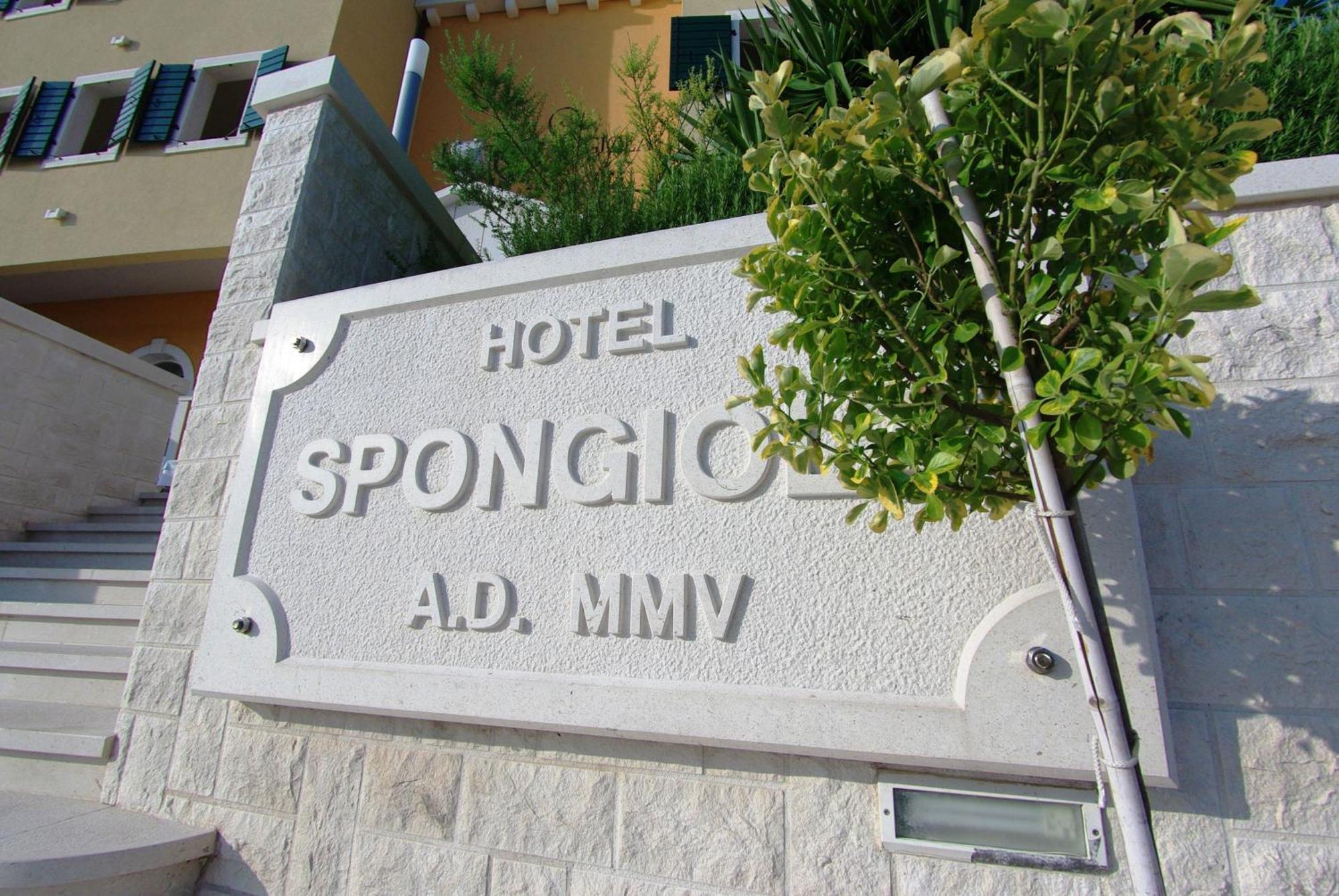 Hotel Spongiola Krapanj Esterno foto